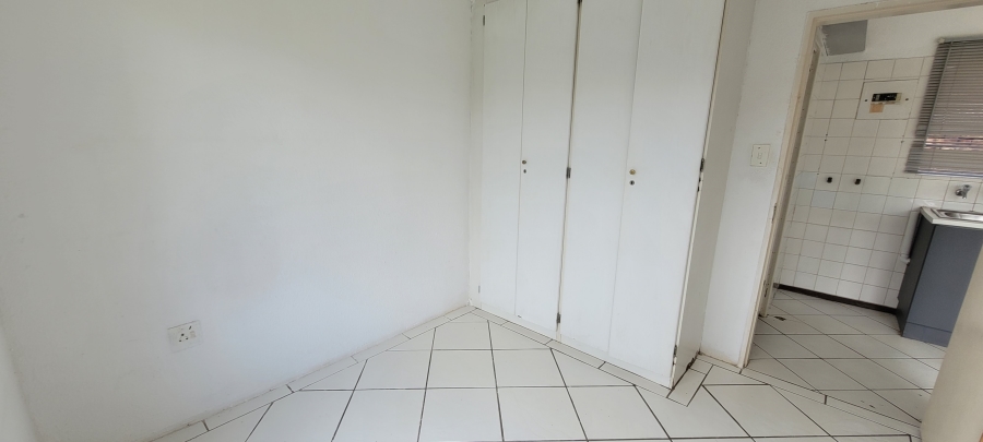 1 Bedroom Property for Sale in Terenure Gauteng