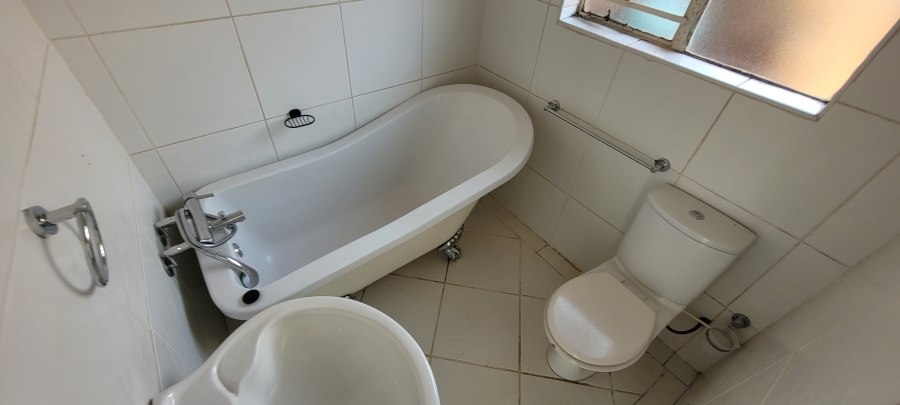 1 Bedroom Property for Sale in Terenure Gauteng