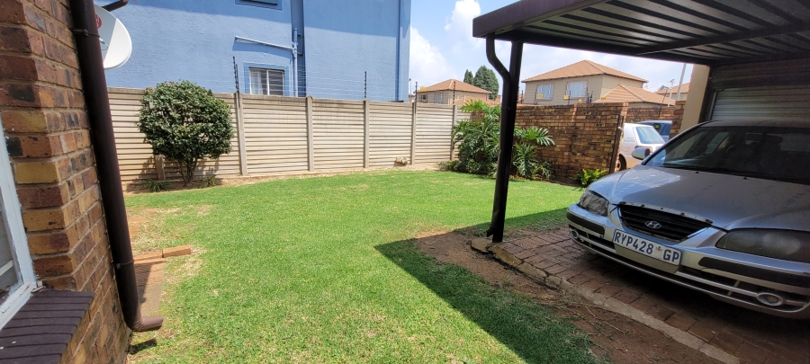 1 Bedroom Property for Sale in Terenure Gauteng
