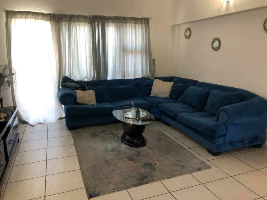 2 Bedroom Property for Sale in Barbeque Downs Gauteng