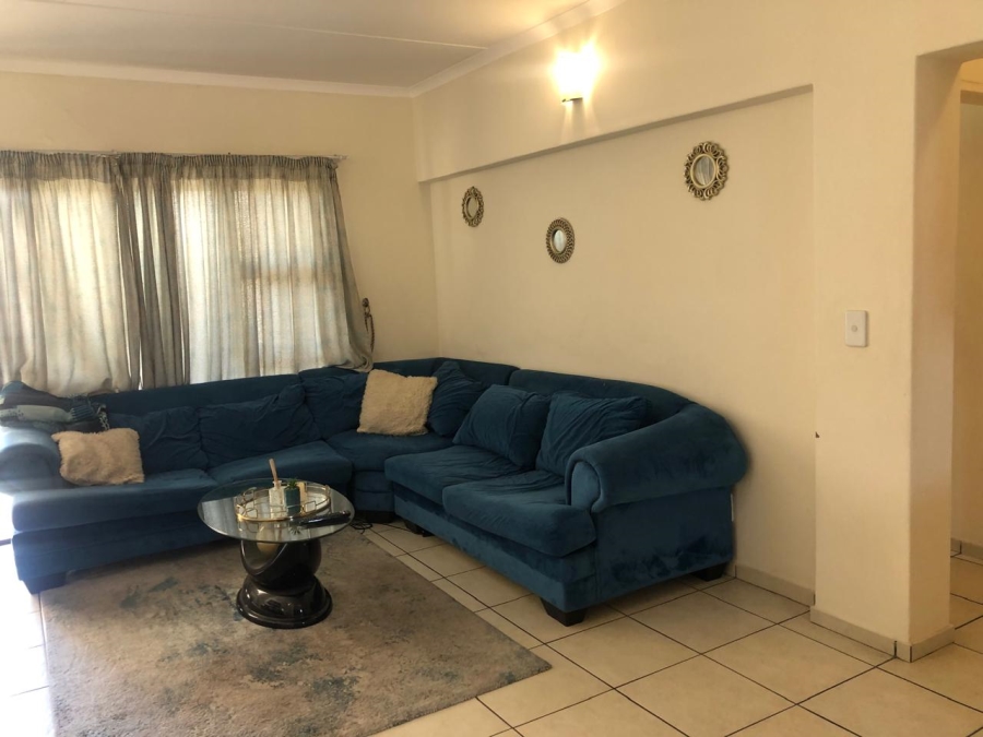 2 Bedroom Property for Sale in Barbeque Downs Gauteng