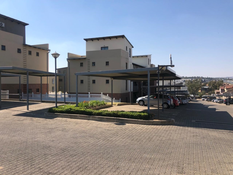 2 Bedroom Property for Sale in Barbeque Downs Gauteng