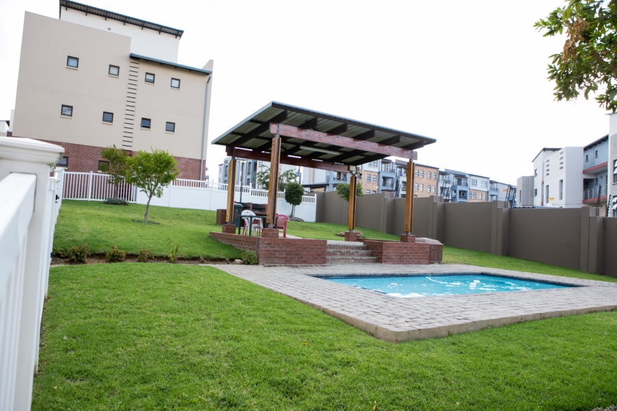 2 Bedroom Property for Sale in Barbeque Downs Gauteng