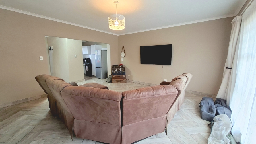 2 Bedroom Property for Sale in Noordheuwel Gauteng