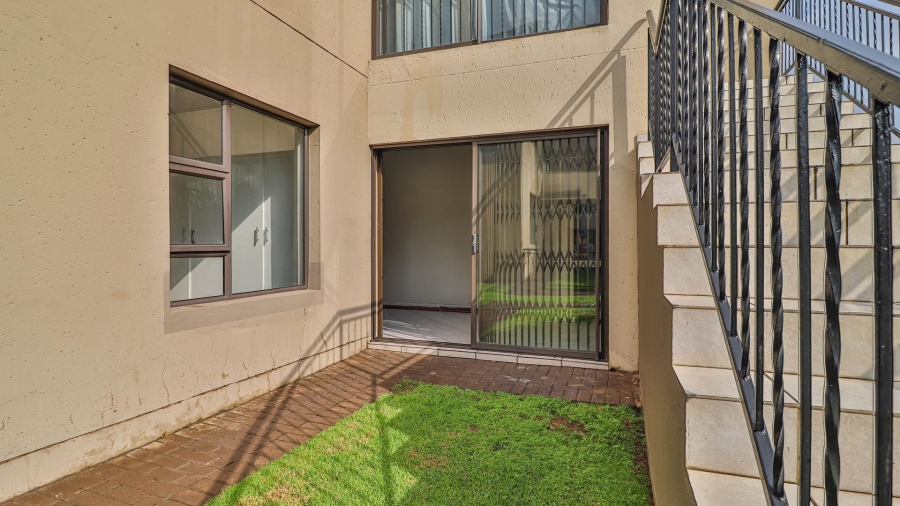 2 Bedroom Property for Sale in Goedeburg Gauteng