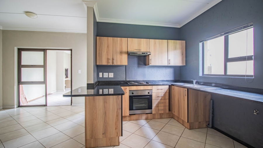 2 Bedroom Property for Sale in Goedeburg Gauteng