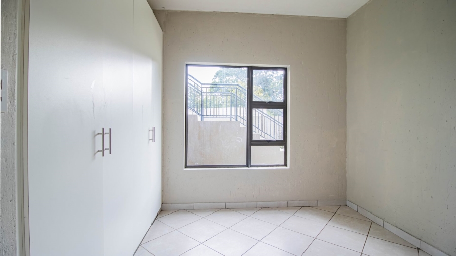 2 Bedroom Property for Sale in Goedeburg Gauteng