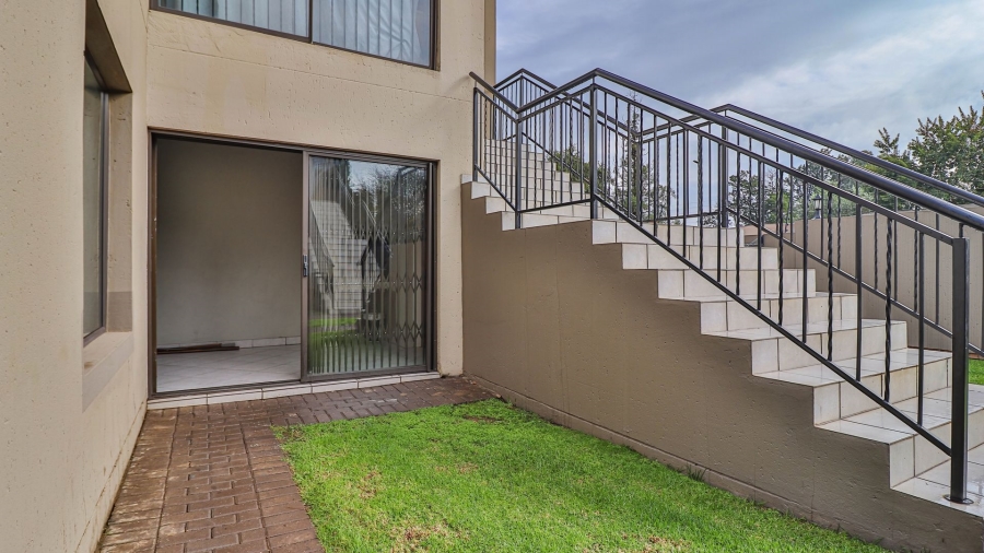 2 Bedroom Property for Sale in Goedeburg Gauteng