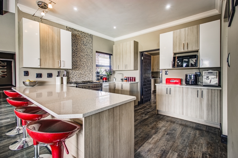 9 Bedroom Property for Sale in Dunblane Lifestyle and Equestrian Estate Gauteng