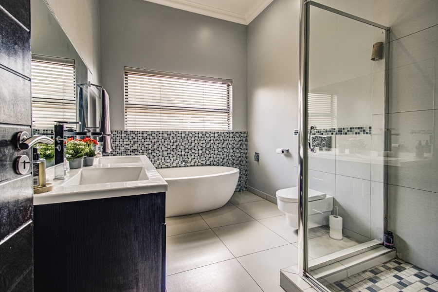 9 Bedroom Property for Sale in Dunblane Lifestyle and Equestrian Estate Gauteng