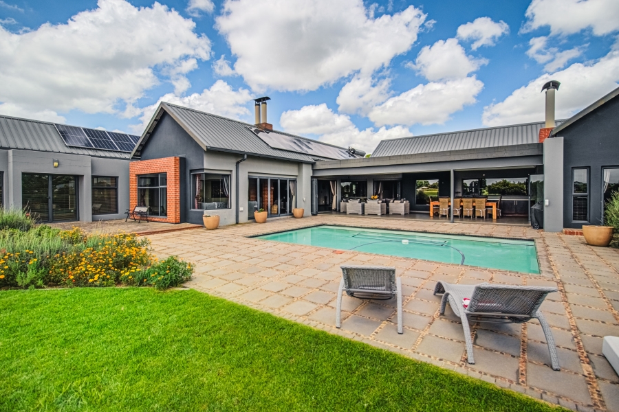 9 Bedroom Property for Sale in Dunblane Lifestyle and Equestrian Estate Gauteng