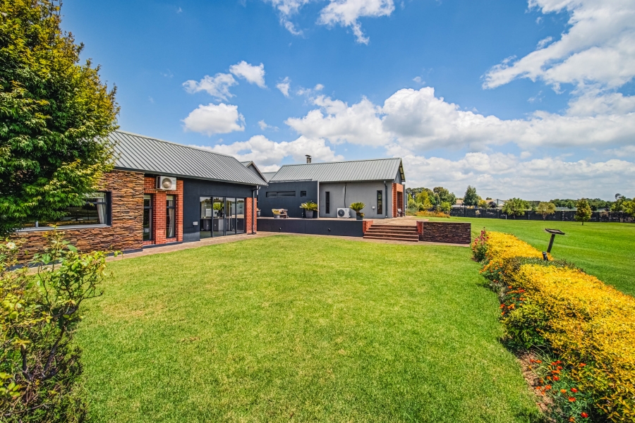 9 Bedroom Property for Sale in Dunblane Lifestyle and Equestrian Estate Gauteng