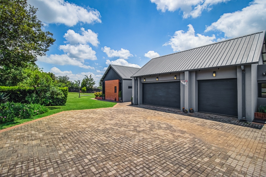 9 Bedroom Property for Sale in Dunblane Lifestyle and Equestrian Estate Gauteng