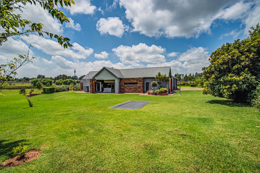 9 Bedroom Property for Sale in Dunblane Lifestyle and Equestrian Estate Gauteng