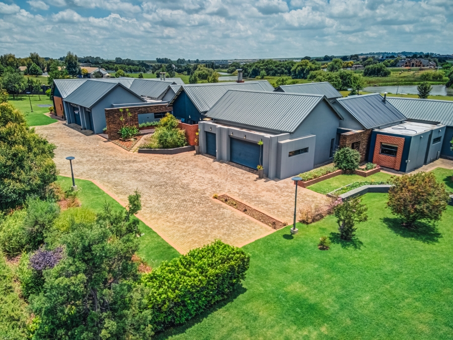 9 Bedroom Property for Sale in Dunblane Lifestyle and Equestrian Estate Gauteng