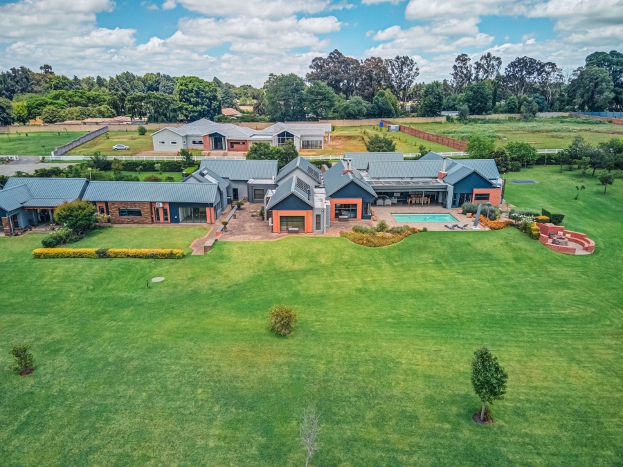 9 Bedroom Property for Sale in Dunblane Lifestyle and Equestrian Estate Gauteng