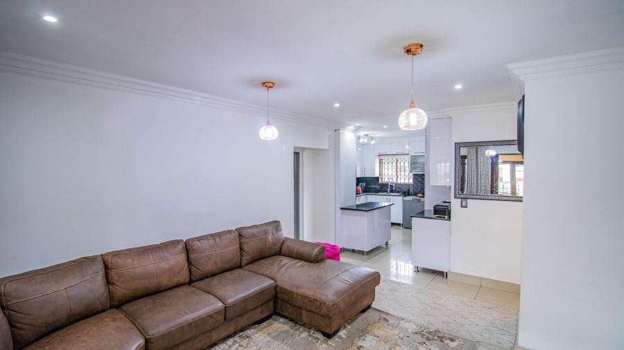 3 Bedroom Property for Sale in Halfway Gardens Gauteng