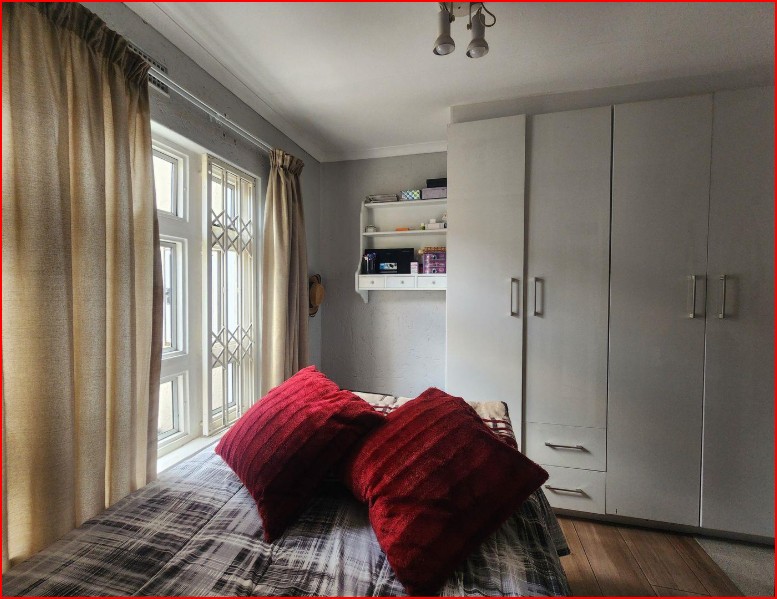 4 Bedroom Property for Sale in Douglasdale Gauteng