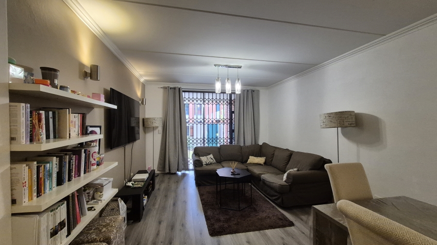 To Let 2 Bedroom Property for Rent in Morningside Gauteng