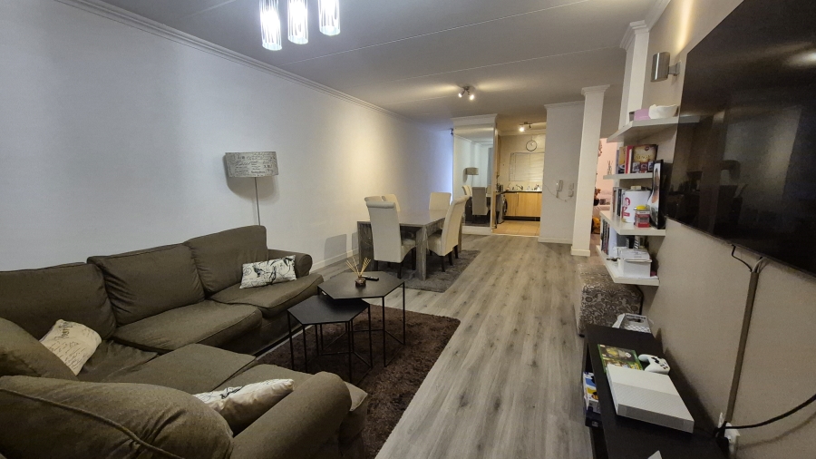 To Let 2 Bedroom Property for Rent in Morningside Gauteng