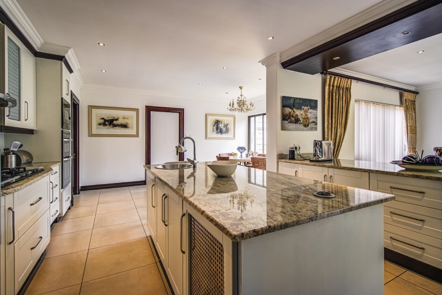 3 Bedroom Property for Sale in Lakefield Gauteng