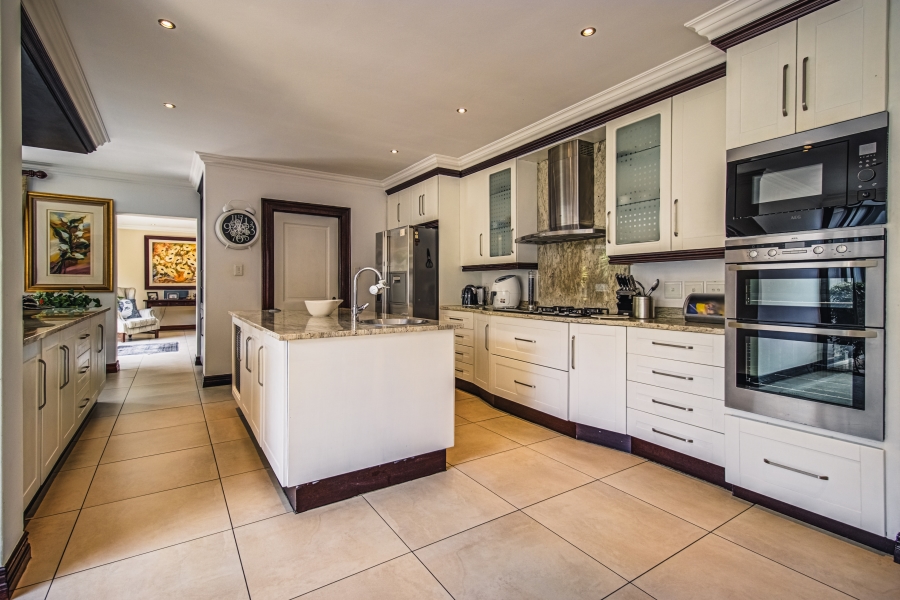 3 Bedroom Property for Sale in Lakefield Gauteng