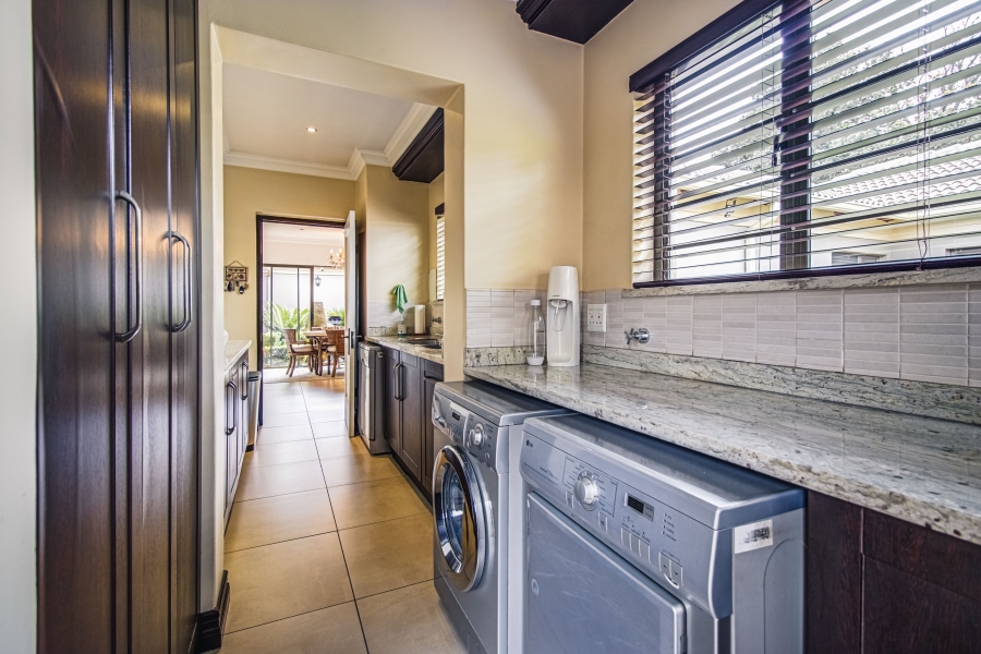 3 Bedroom Property for Sale in Lakefield Gauteng