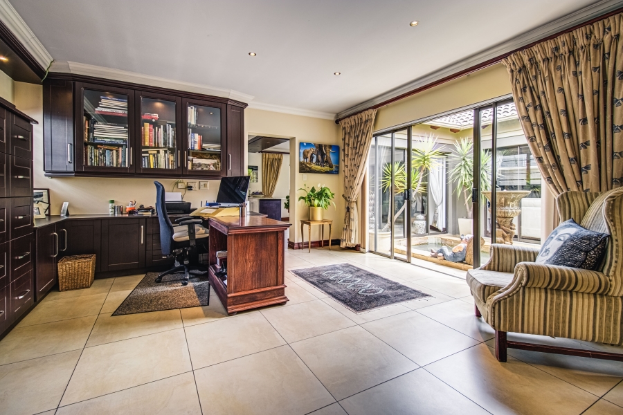 3 Bedroom Property for Sale in Lakefield Gauteng