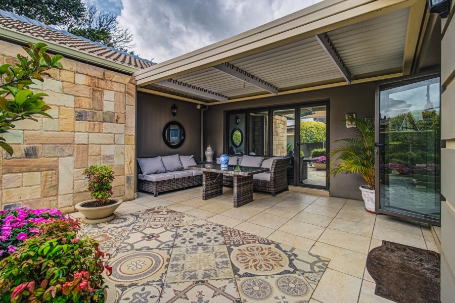 3 Bedroom Property for Sale in Lakefield Gauteng