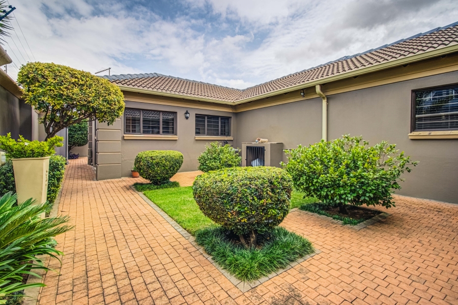 3 Bedroom Property for Sale in Lakefield Gauteng