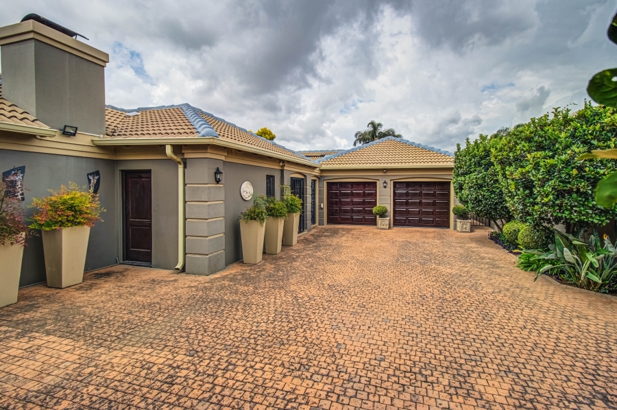 3 Bedroom Property for Sale in Lakefield Gauteng