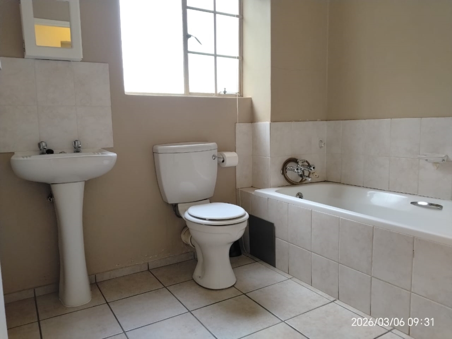 2 Bedroom Property for Sale in Brentwood Gauteng