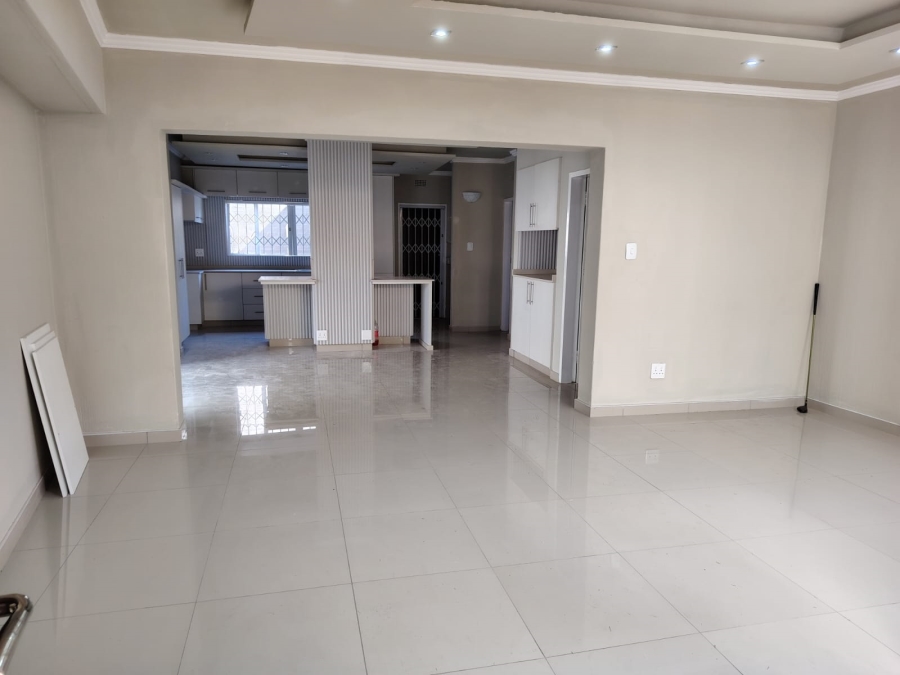 3 Bedroom Property for Sale in Beyers Park Gauteng