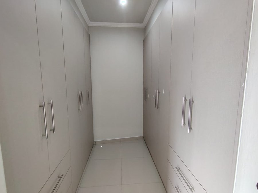 3 Bedroom Property for Sale in Beyers Park Gauteng