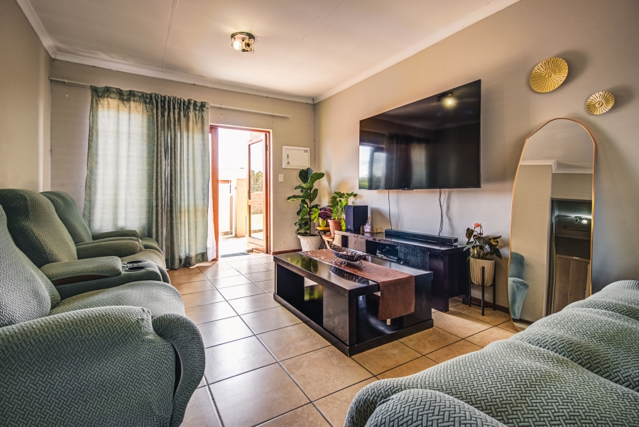 3 Bedroom Property for Sale in Glen Marais Gauteng