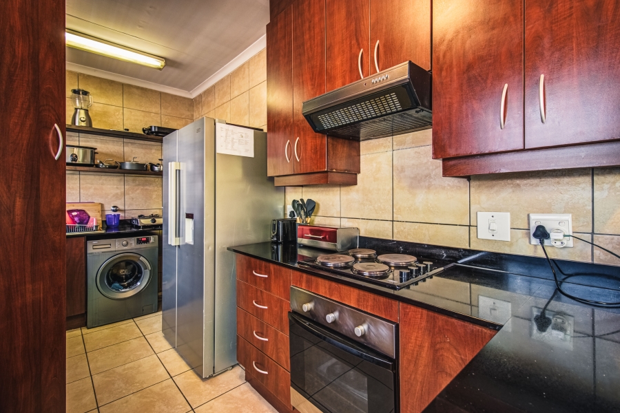 3 Bedroom Property for Sale in Glen Marais Gauteng