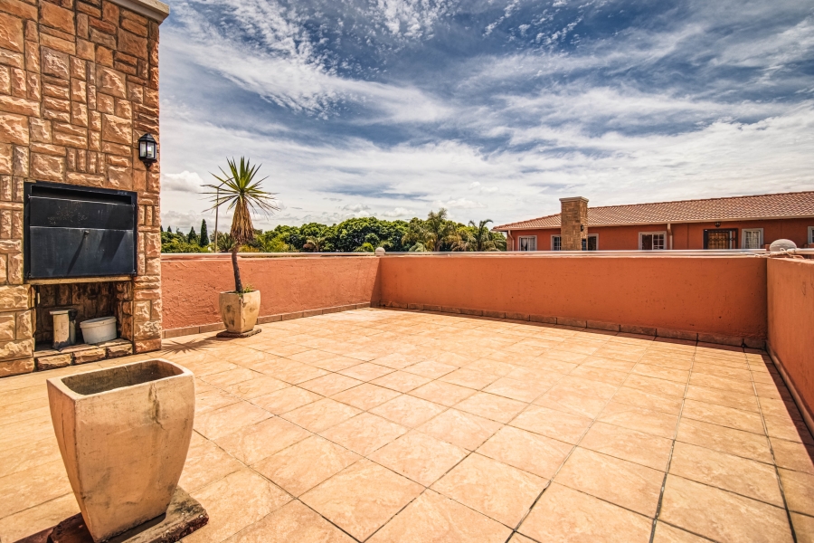 3 Bedroom Property for Sale in Glen Marais Gauteng