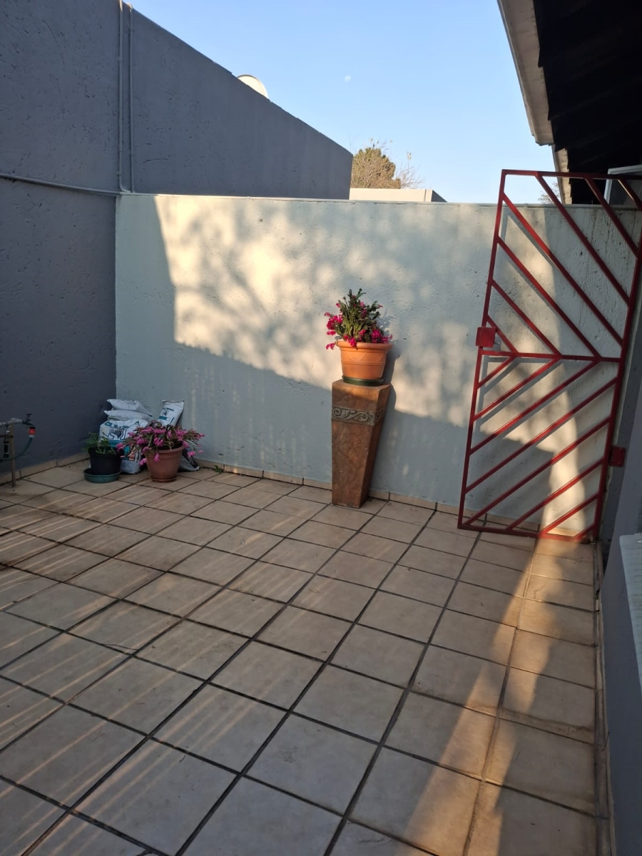 3 Bedroom Property for Sale in Klopperpark Gauteng