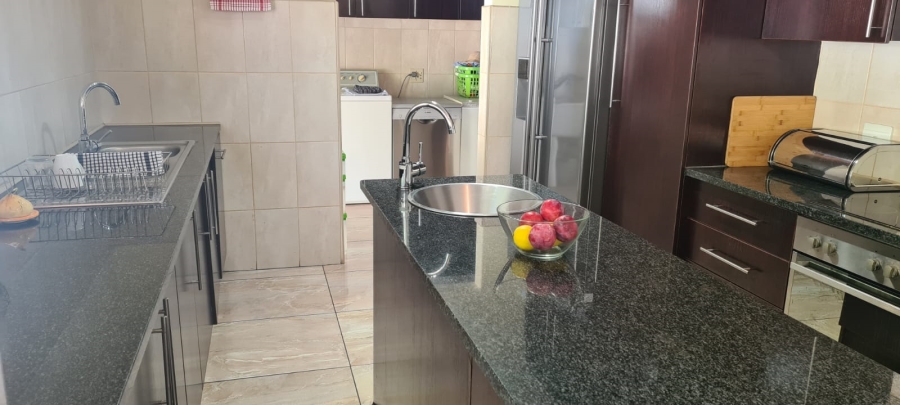 4 Bedroom Property for Sale in Edelweiss Gauteng