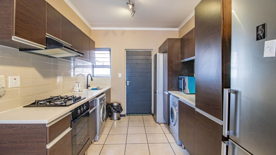 2 Bedroom Property for Sale in Greenstone Hill Gauteng