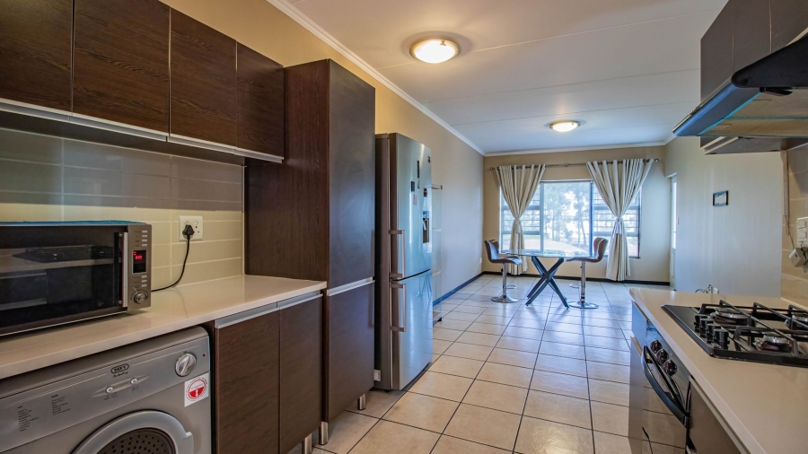 2 Bedroom Property for Sale in Greenstone Hill Gauteng