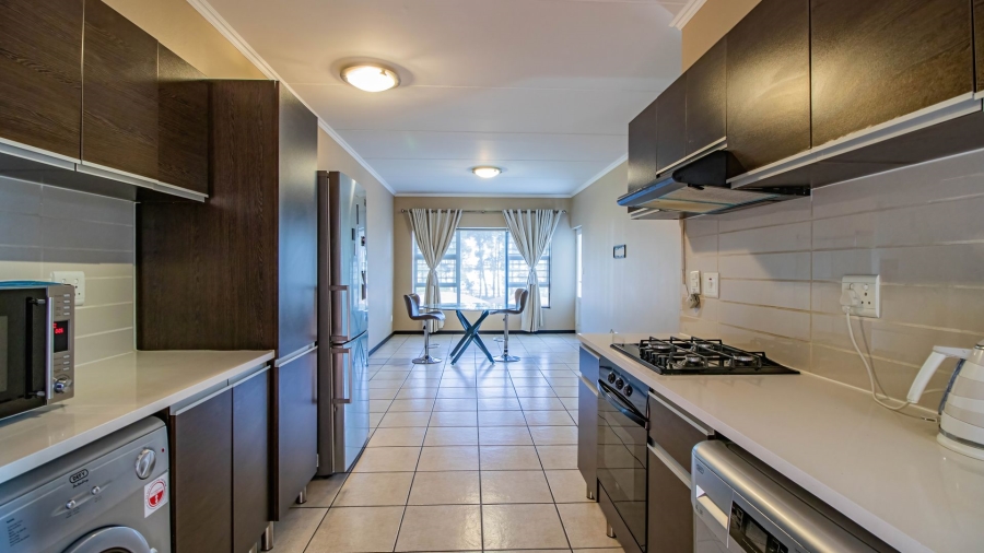 2 Bedroom Property for Sale in Greenstone Hill Gauteng