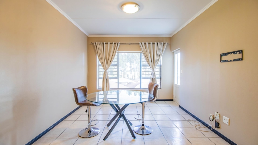 2 Bedroom Property for Sale in Greenstone Hill Gauteng