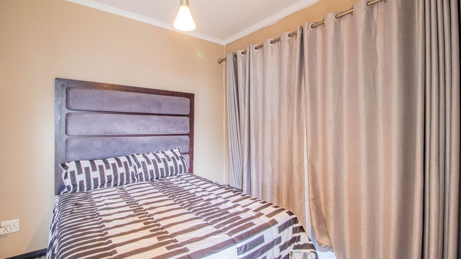 2 Bedroom Property for Sale in Greenstone Hill Gauteng