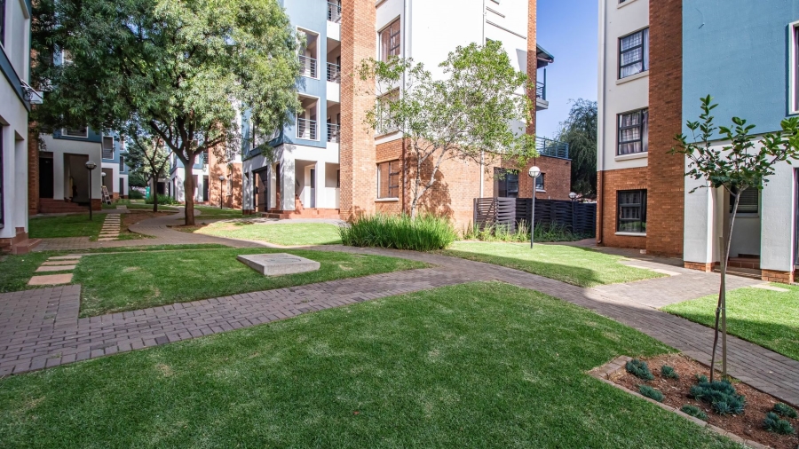 2 Bedroom Property for Sale in Greenstone Hill Gauteng