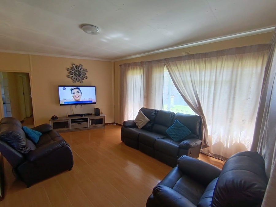 4 Bedroom Property for Sale in Dersley Gauteng