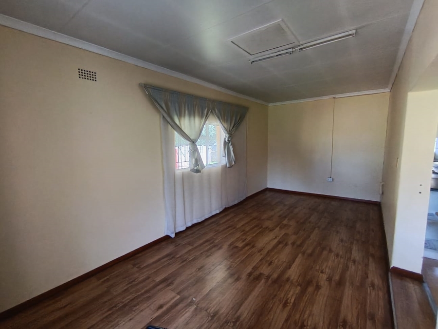 4 Bedroom Property for Sale in Dersley Gauteng