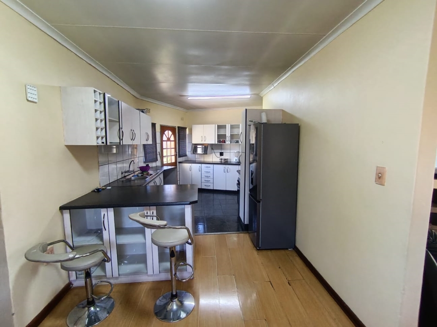 4 Bedroom Property for Sale in Dersley Gauteng