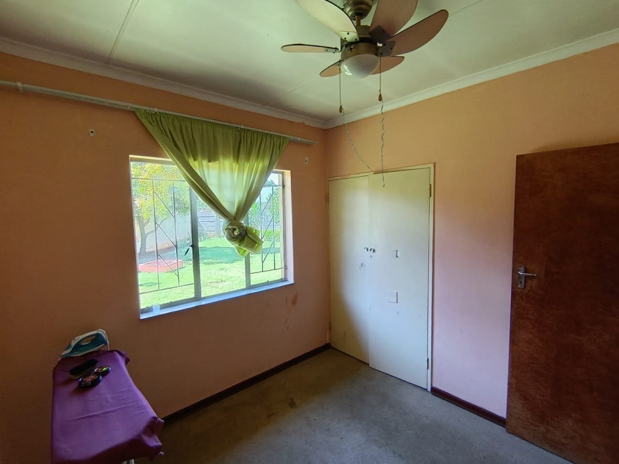 4 Bedroom Property for Sale in Dersley Gauteng