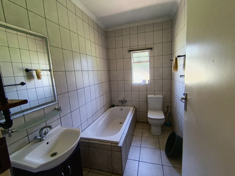 4 Bedroom Property for Sale in Dersley Gauteng
